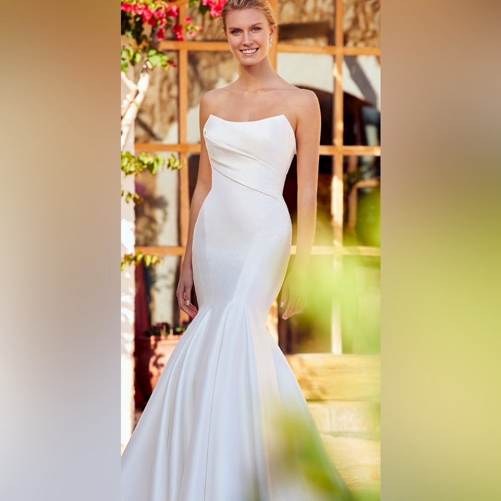 Brand New Wedding Dress